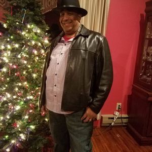 Meet your Posher, Ray